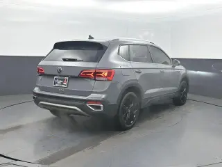 Volkswagen Taos 2022 SEL 4dr SUV