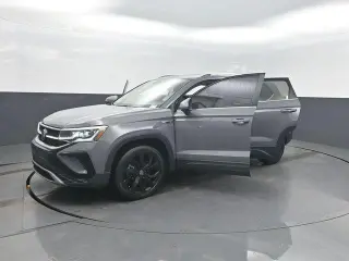 Volkswagen Taos 2022 SEL 4dr SUV