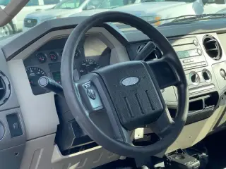 2008 Ford F-350 Super Duty XL