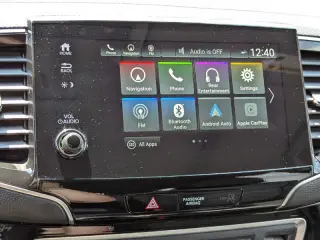 2021 Honda Pilot Touring w/Rear Captain's Chairs