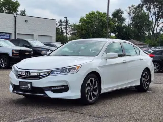 2017 Honda Accord EX-L w/Navi w/Honda Sensing
