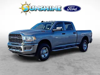 Ram 3500 2019 4x4 Tradesman 4dr Crew Cab 6.3 ft. SB SRW Pickup