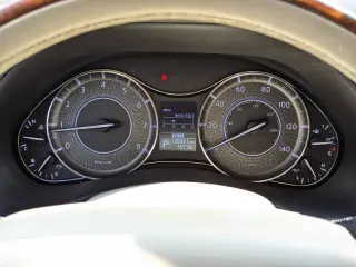 2015 Infiniti QX80