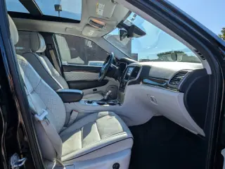 2017 Jeep Grand Cherokee Summit