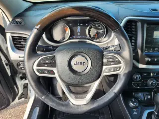 2017 Jeep Cherokee Overland