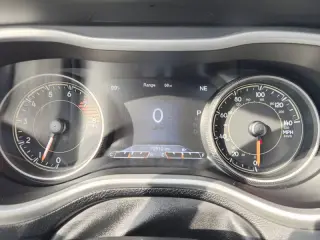 2017 Jeep Cherokee Overland