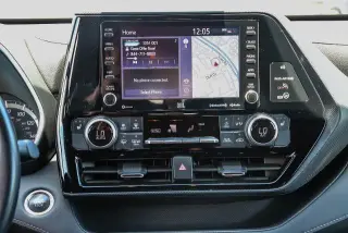 Toyota Highlander 2021 XSE 4dr SUV