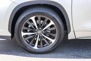 Toyota Highlander 2021 XSE 4dr SUV