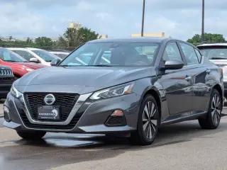 2021 Nissan Altima 2.5 SV