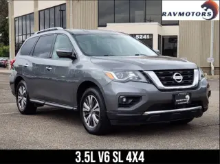 2020 Nissan Pathfinder SL