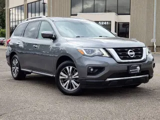 2020 Nissan Pathfinder SL