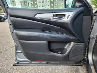 2018 Nissan Pathfinder SL