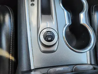 2018 Nissan Pathfinder SL