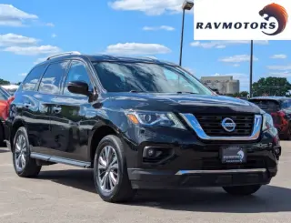 2018 Nissan Pathfinder SV