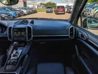 2016 Porsche Cayenne Turbo S