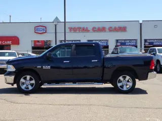 2017 RAM 1500 SLT