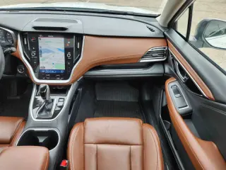 2022 Subaru Outback Touring XT