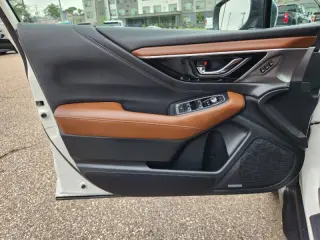 2022 Subaru Outback Touring XT