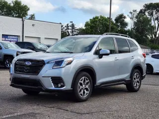 2024 Subaru Forester Premium