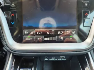 2025 Subaru Outback Touring XT