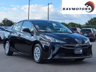 2021 Toyota Prius LE
