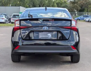 2021 Toyota Prius LE