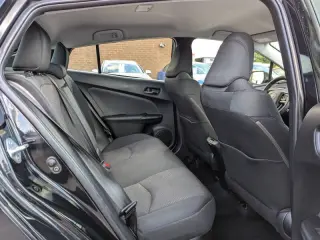 2021 Toyota Prius LE