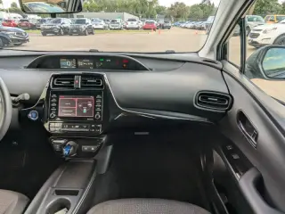 2021 Toyota Prius LE