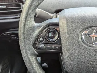 2021 Toyota Prius LE