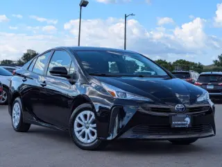 2021 Toyota Prius LE