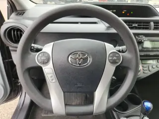 2013 Toyota Prius c Two