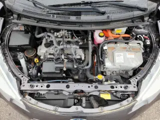 2013 Toyota Prius c Two