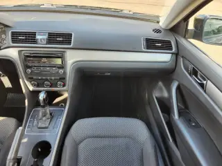 2013 Volkswagen Passat S PZEV