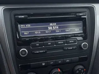 2013 Volkswagen Passat S PZEV