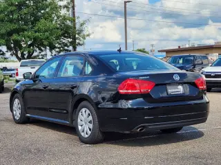 2013 Volkswagen Passat S PZEV