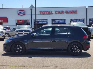 2019 Volkswagen Golf R 4Motion