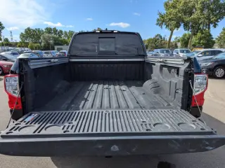 2024 Nissan Titan XD SV