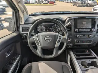 2024 Nissan Titan XD SV