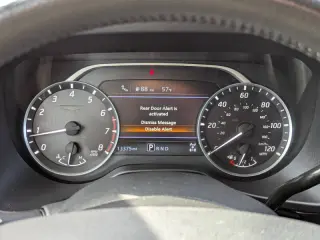 2024 Nissan Titan XD SV
