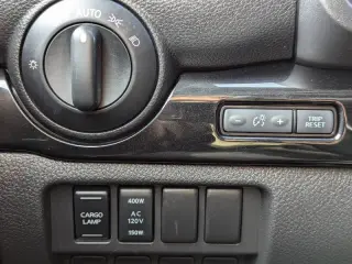 2024 Nissan Titan XD SV