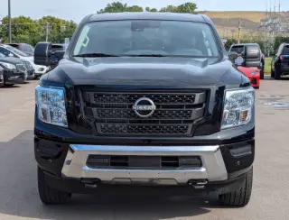 2024 Nissan Titan XD SV