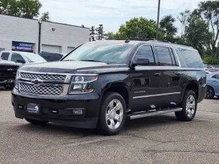 2017 Chevrolet Suburban LT