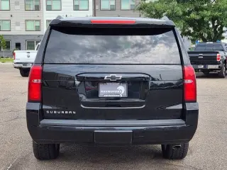 2017 Chevrolet Suburban LT