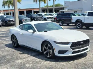 Ford Mustang 2025 EcoBoost 2dr Fastback