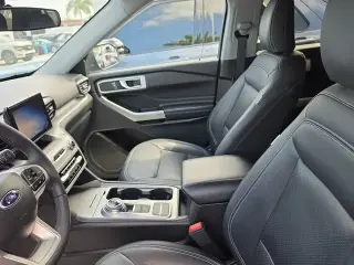 Ford Explorer 2023 XLT 4dr SUV