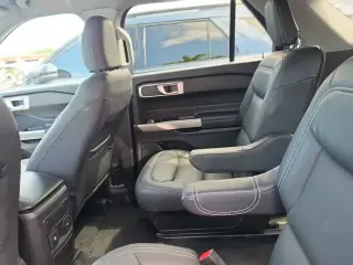 Ford Explorer 2023 XLT 4dr SUV