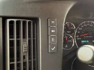 2020 Chevrolet Express 2500