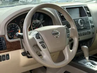 2014 Nissan Armada SL