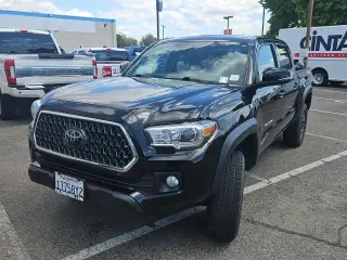 Toyota Tacoma 2018 4x4 TRD Pro 4dr Double Cab 5.0 ft SB 6M