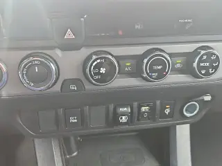 Toyota Tacoma 2018 4x4 TRD Pro 4dr Double Cab 5.0 ft SB 6M